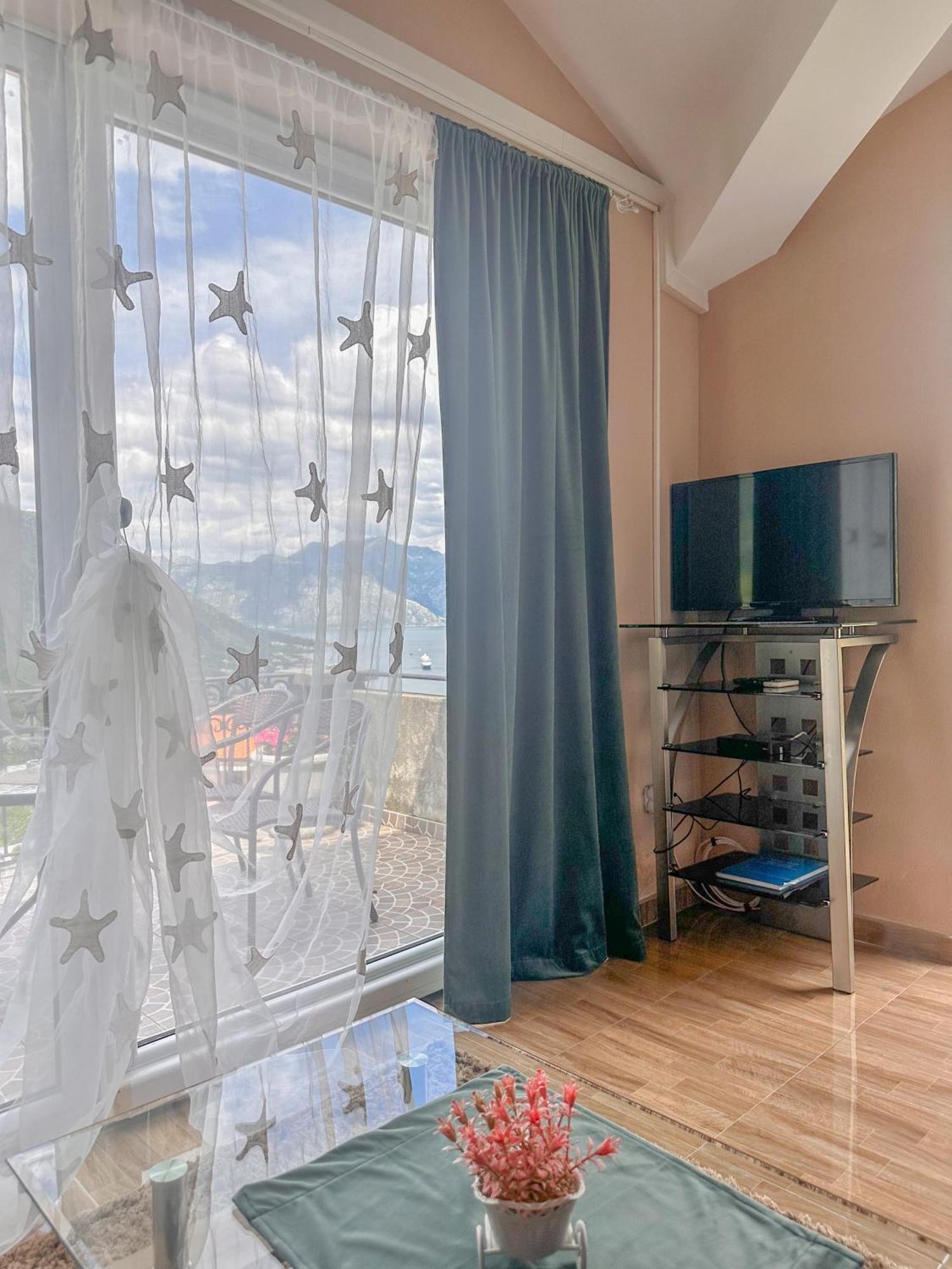 Apartmani Vasilije コトル エクステリア 写真